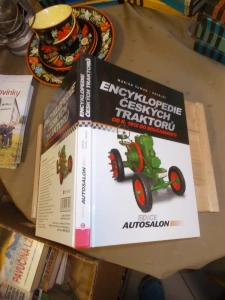 Encyklopedie českých traktorů od r. 1912 do součastnosti Marián Šuman - Hreblay edice autosalon (107124) D4A