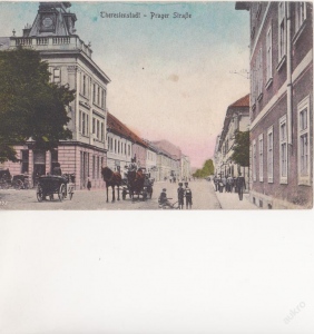 Terezín- Theresienstadt- Prager stasse- lidé, koně (395114)