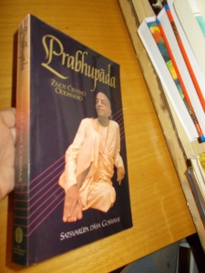 Praphupáda život čistého oddaného Satsvarúpa Dása Goswami (1261815) D4B
