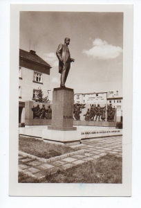 Hodonín Pomník prvního prezidenta Osvoboditele Dr. T. G. Masaryka (433817s)