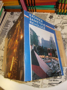 Kronika sametové revoluce (593021) A3