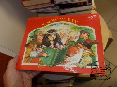 Snow white Pop-up picture story - Anglie - tištěno v Československu (695621) externí sklad