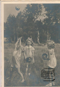 fotopohled děti hrající si s míči (1314321) externí sklad