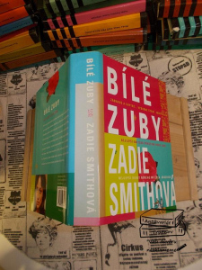 Bílé zuby Zadie Smithová (120522)