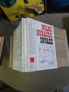 Invaze Miloš Hubáček (592322) B6