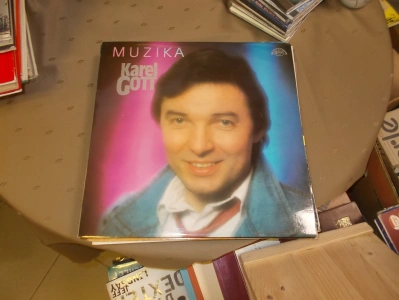 LP Karel Gott Muzika (317923) GD3