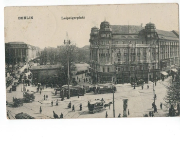 Pohlednice Berlín Leipzingerplatz povoz lidé tramvaj (335223)