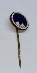 Odznak Carborundum Elektrite smalt (427623i)