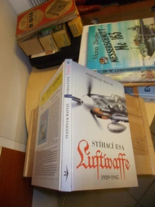 Stíhací esa Luftwaffe 1939-1945 Svatopluk Matyáš (59124) C1