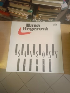 LP Hana Hegerová Reedice z roku 1966 Šansony (546524) stojan