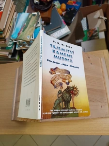 Tajemství kamene mudrců Fulcanelli - Osho - Minařík O. O. R. Eccu - Jak chápat význam kamene mudrců a jak jej vyrobit dle osvícených mistrů 20. století (560124)