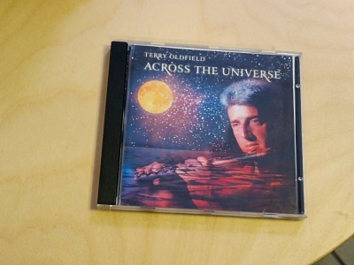 CD Terry Oldfield Across the universe  (570224) D3A