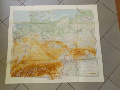 Neubertova podrobná místopisná mapa Velkoněmecká říše, Protektorát Čechy a Morava, Gen. - Gouverment, Slovensko, a Švýcarsko 1944 (607624)