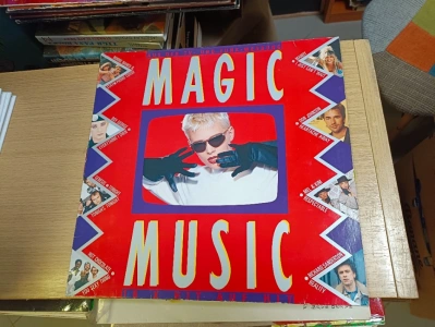 LP Magic Music 18x hit auf hit - Bonnie Bianco - Genesis - Hot Chocholate - Don Johnson - Mel & Kim - ad.  (627624) GD6