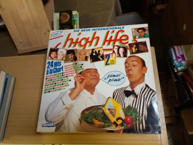 LP High life - Die neue internationale 24 hits á la Chart - 2LP (678724) GD6