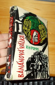 Banánová válka K. H. Poppe (5115) kniha je na ext s