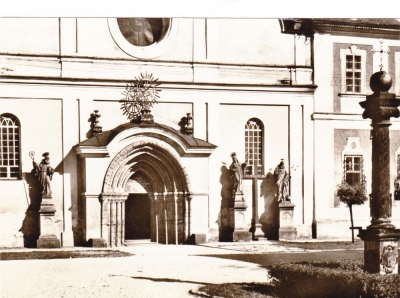 Police nad Metují klášter (1008614)