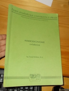 Makroekonomie cvičebnice T. Pavelka (173315)