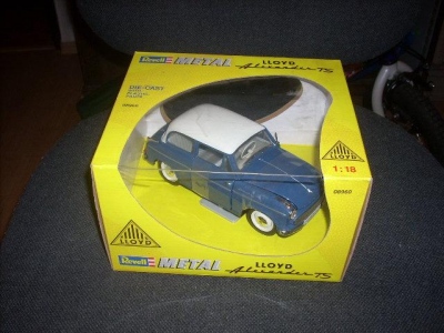 LLOYD Alexander TS Revell