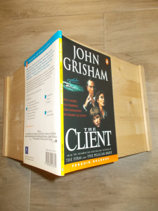 John Grisham -The Client (21720) externí sklad